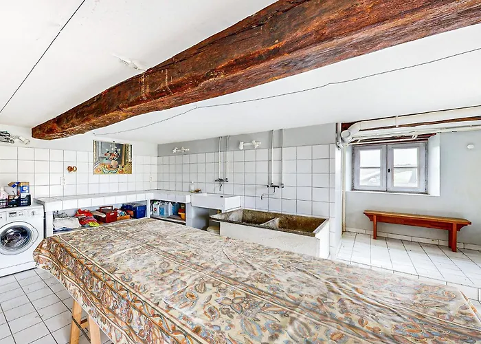 Ferienhaus 6 Bedroom Stunning In Saint-agne Saint-Aigne